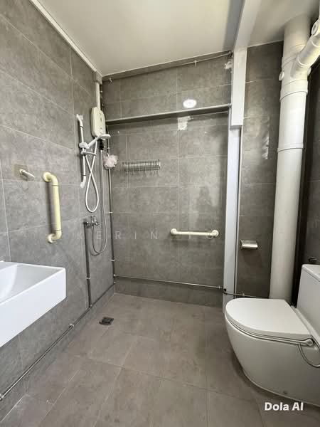 870 Yishun Street 81, 870 Yishun Street 81, 3 Bedrooms, 1,119 sqft, HDB Flat For Rent, by Kerin Toh, 500139893 - Bathroom - PropertyGuru.com.sg