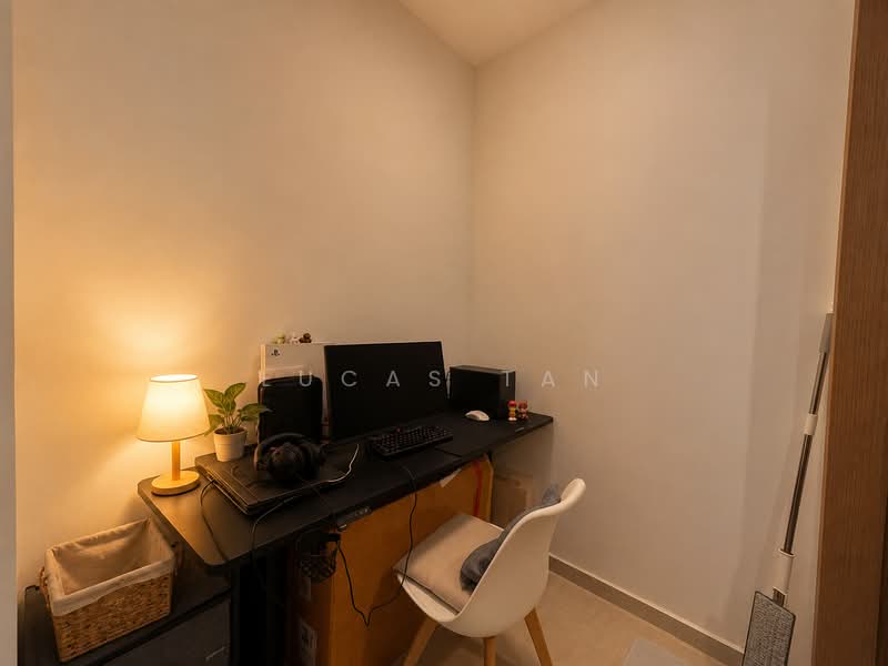 Whistler Grand, 109 West Coast Vale, 1 Bedroom, 506 sqft, Condominium For Rent, by Lucas Tan, 500139894 - Study - PropertyGuru.com.sg