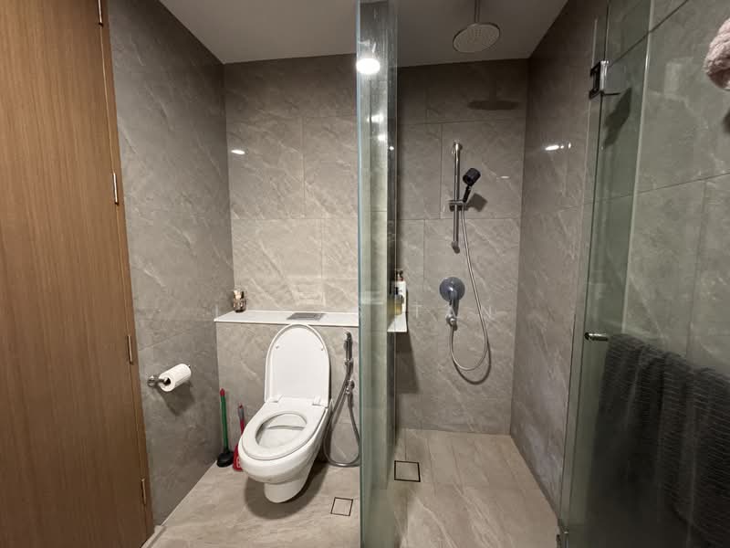 Whistler Grand, 109 West Coast Vale, 1 Bedroom, 506 sqft, Condominium For Rent, by Lucas Tan, 500139894 - Bathroom - PropertyGuru.com.sg