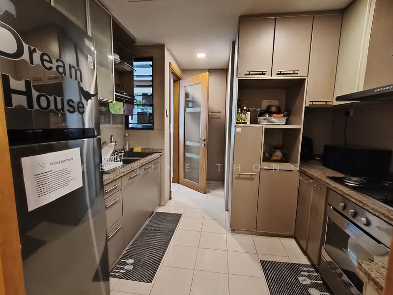 Water Place, 171 Tanjong Rhu Road, Room Rental, 100 sqft, Condominium For Rent, by Kerrine Thong, 500139906 - Kitchen - PropertyGuru.com.sg