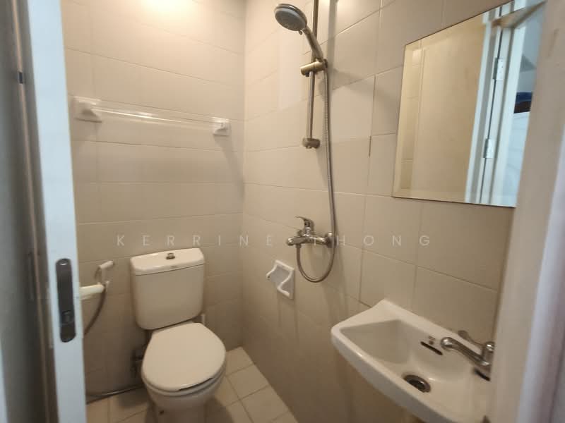 Water Place, 171 Tanjong Rhu Road, Room Rental, 100 sqft, Condominium For Rent, by Kerrine Thong, 500139906 - Bathroom - PropertyGuru.com.sg