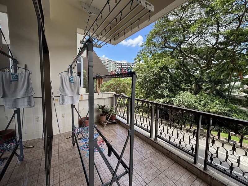 Lakepoint Condo, 2 Lakepoint Drive, 3 Bedrooms, 2,271 sqft, Condominium For Sale, by Klaire Phua, 500139911 - Balcony - PropertyGuru.com.sg
