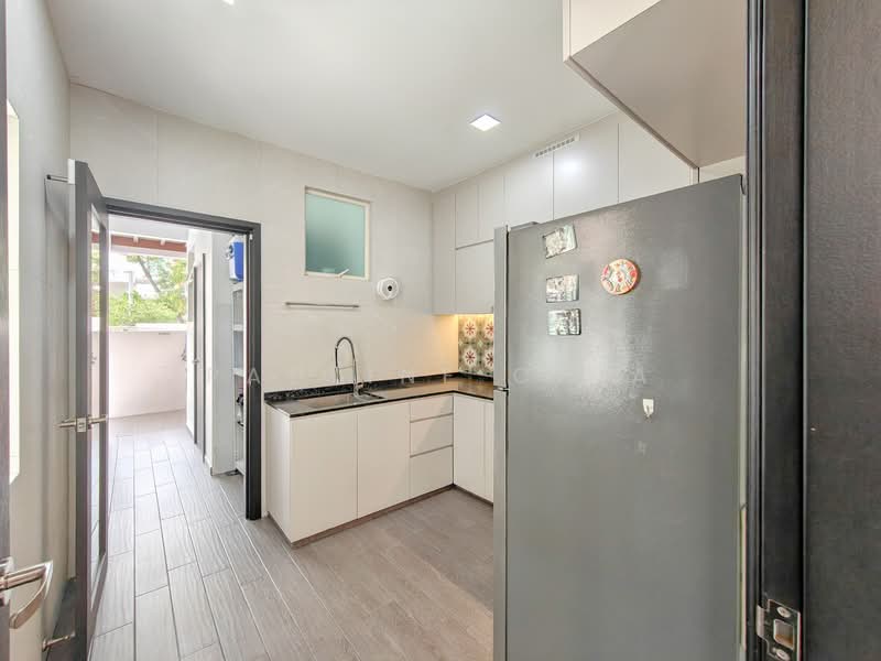 Century Woods, Woodgrove View, 5 Bedrooms, 2,168 sqft, Terraced House For Sale, by Pauline Chia, 500139920 - Kitchen - PropertyGuru.com.sg