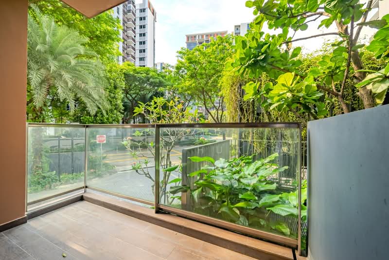 Lake Grande, 2 Jurong Lake Link, 2 Bedrooms, 753 sqft, Condominium For Rent, by Alice Huang, 500139923 - Balcony - PropertyGuru.com.sg
