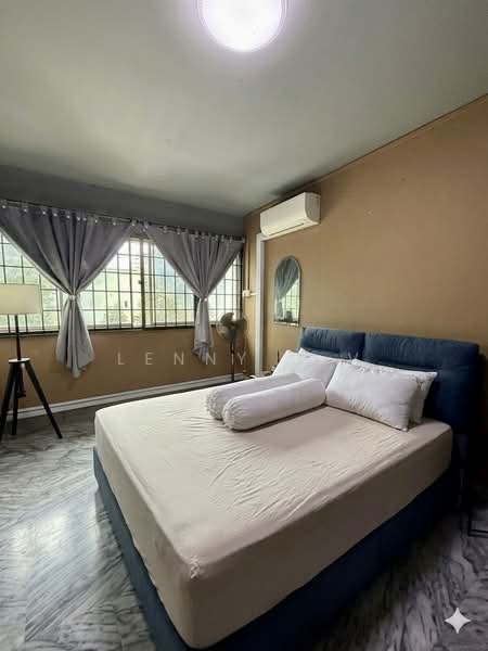 142 Bukit Batok Street 11, 142 Bukit Batok Street 11, 3 Bedrooms, 1,615 sqft, HDB Flat For Sale, by Lenny C V, 500139927 - Bedroom - PropertyGuru.com.sg