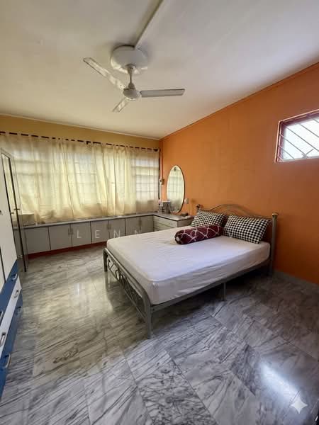 142 Bukit Batok Street 11, 142 Bukit Batok Street 11, 3 Bedrooms, 1,615 sqft, HDB Flat For Sale, by Lenny C V, 500139927 - Bedroom - PropertyGuru.com.sg