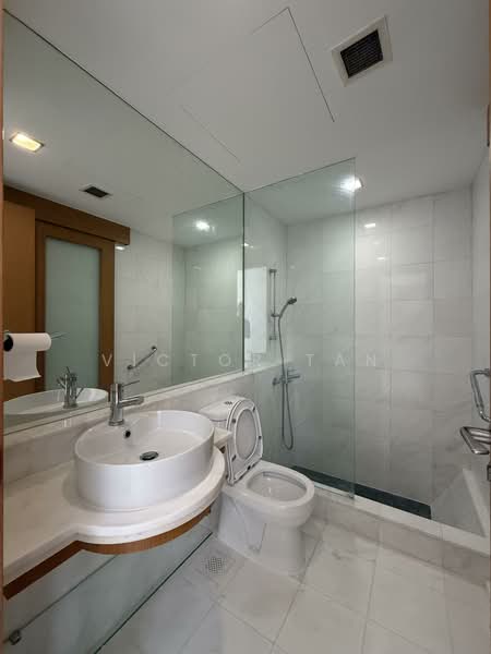 Icon, 10 Gopeng Street, 1 Bedroom, 570 sqft, Apartment For Rent, by Victor Tan, 500139929 - Bathroom - PropertyGuru.com.sg