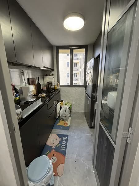 Palm Isles, 34 Flora Drive, 2 Bedrooms, 786 sqft, Condominium For Sale, by Jerome Lim, 500139939 - PropertyGuru.com.sg