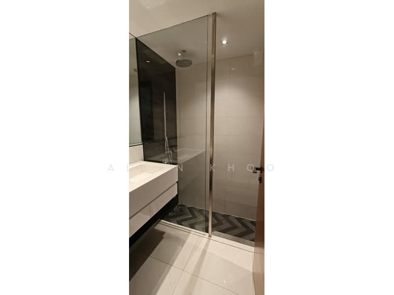 Altez, 16 Enggor Street, 2 Bedrooms, 1,173 sqft, Condominium For Sale, by Allen Khoo, 500139942 - Bathroom - PropertyGuru.com.sg