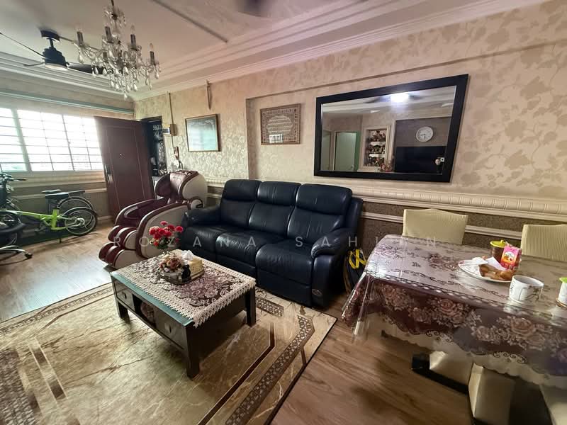 608 Bedok Reservoir Road, 608 Bedok Reservoir Road, 3 Bedrooms, 979 sqft, HDB Flat For Sale, by Rozana Sahlan, 500139943 - Living Room - PropertyGuru.com.sg