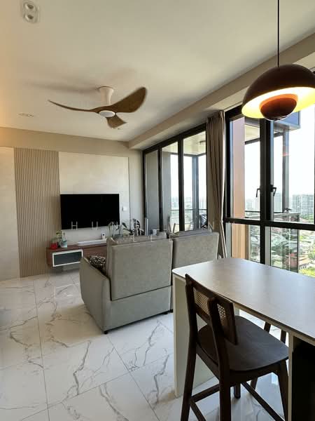 LIV @ MB, 114B Arthur Road, 2 Bedrooms, 710 sqft, Condominium For Rent, by Hung Yunn Lee, 500139944 - Living Room - PropertyGuru.com.sg