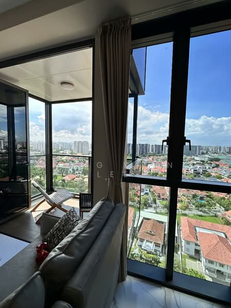 LIV @ MB, 114B Arthur Road, 2 Bedrooms, 710 sqft, Condominium For Rent, by Hung Yunn Lee, 500139944 - Living Room - PropertyGuru.com.sg