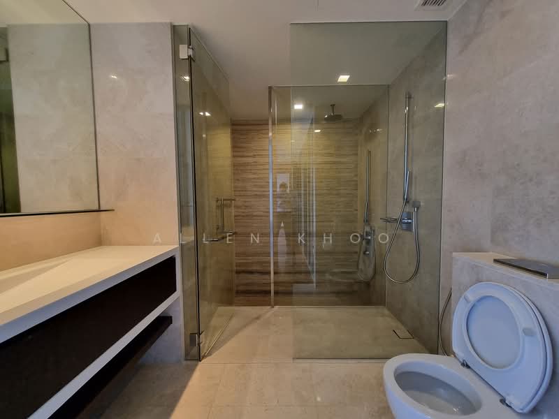 Altez, 16 Enggor Street, 3 Bedrooms, 1,507 sqft, Condominium For Sale, by Allen Khoo, 500139946 - Bathroom - PropertyGuru.com.sg
