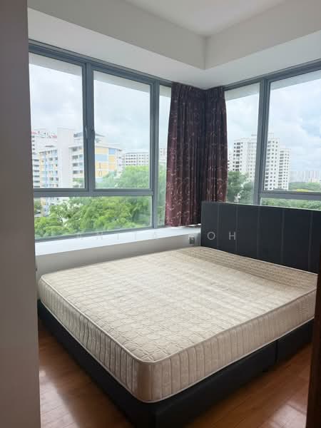 Cosmo, 18 Guillemard Crescent, 2 Bedrooms, 667 sqft, Condominium For Sale, by Anita Koh, 500139953 - Bedroom - PropertyGuru.com.sg