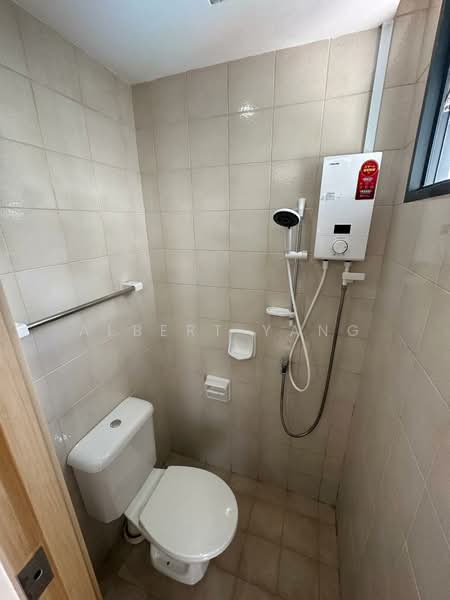 Glendale Park, 21 Hillview Avenue, Room Rental, 90 sqft, Condominium For Rent, by Albert Yang, 500139954 - Bathroom - PropertyGuru.com.sg