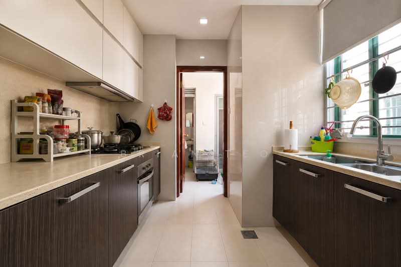 Hillview Heights, 29A Hillview Avenue, 3 Bedrooms, 1,195 sqft, Condominium For Sale, by Brian Teo, 500139955 - Kitchen - PropertyGuru.com.sg