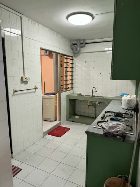 604 Woodlands Drive 42, 604 Woodlands Drive 42, 3 Bedrooms, 1,016 sqft, HDB Flat For Rent, by Joseph Tan, 500139960 - Kitchen - PropertyGuru.com.sg