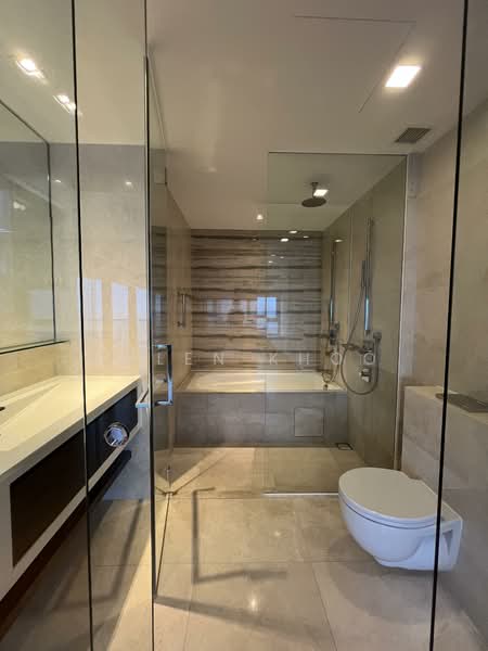 Altez, 16 Enggor Street, 3 Bedrooms, 1,658 sqft, Condominium For Sale, by Allen Khoo, 500139961 - Bathroom - PropertyGuru.com.sg