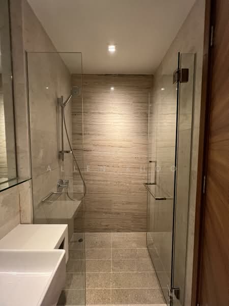 Altez, 16 Enggor Street, 3 Bedrooms, 1,658 sqft, Condominium For Sale, by Allen Khoo, 500139961 - Bathroom - PropertyGuru.com.sg