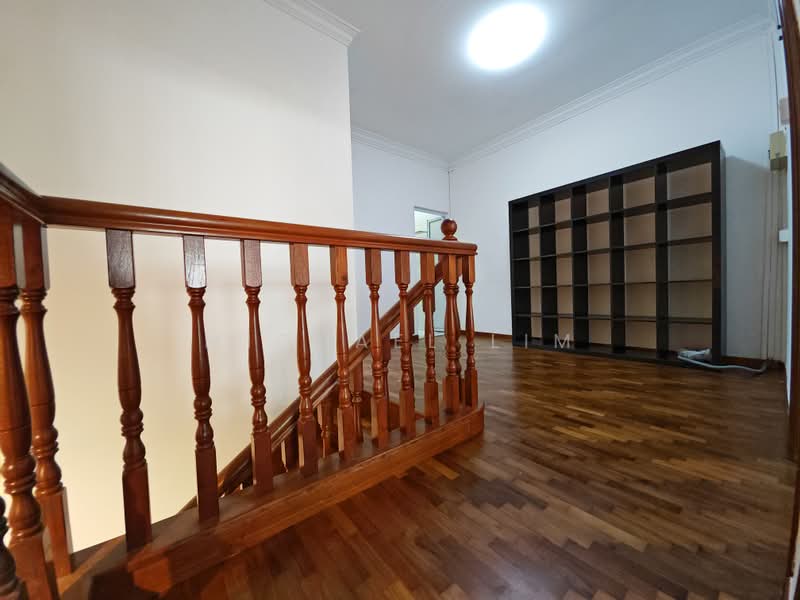 Super Cheap Inter Terrace Renovated For Rent, , 5 Bedrooms, 2,350 sqft, Terraced House For Rent, by Michael Lim, 500139976 - Interior - PropertyGuru.com.sg