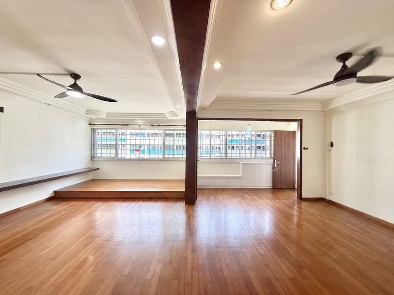 862A Tampines Street 83, 862A Tampines Street 83, 3 Bedrooms, 1,313 sqft, HDB Flat For Sale, by Aaron Hong, 500139978 - Living Room - PropertyGuru.com.sg