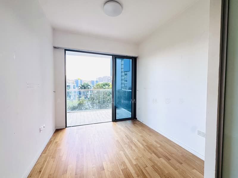 Skies Miltonia, 3 Miltonia Close, 3 Bedrooms, 1,173 sqft, Condominium For Sale, by Sandy Lim 林莎莎, 500139989 - Master Bedroom - PropertyGuru.com.sg