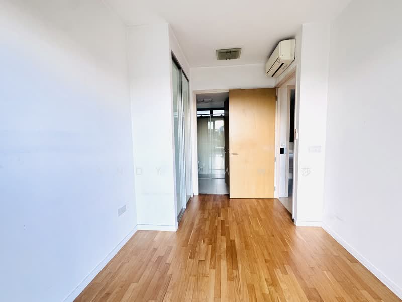 Skies Miltonia, 3 Miltonia Close, 3 Bedrooms, 1,173 sqft, Condominium For Sale, by Sandy Lim 林莎莎, 500139989 - Master Bedroom - PropertyGuru.com.sg
