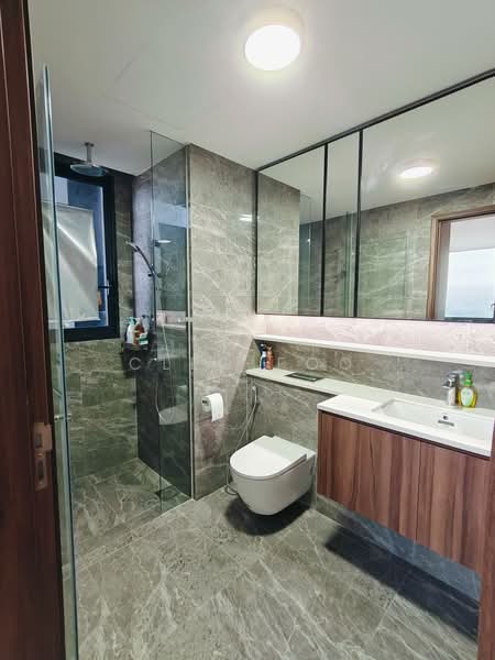 Lentor Modern, 5 Lentor Central, 3 Bedrooms, 990 sqft, Condominium For Rent, by Cleo Foo, 500139990 - Bathroom - PropertyGuru.com.sg