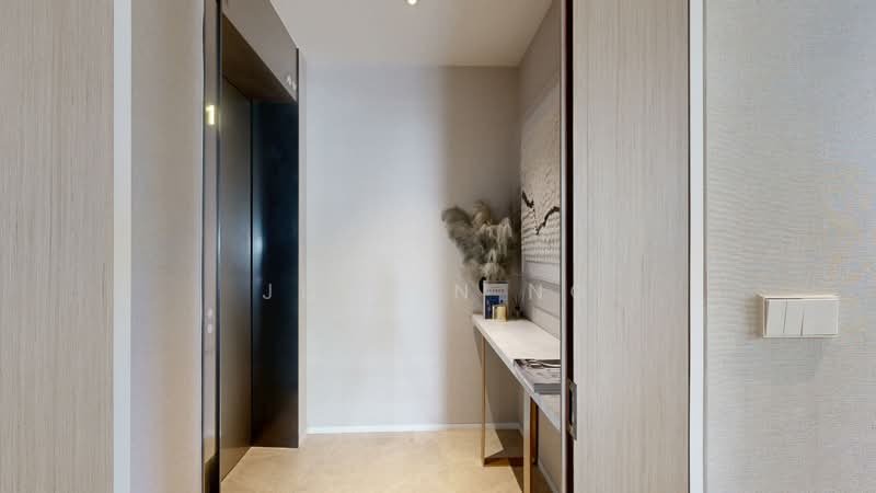 Amber Park, 18 Amber Gardens, 5 Bedrooms, 2,045 sqft, Condominium For Sale, by Justin Ng, 500139992 - Entrance - PropertyGuru.com.sg