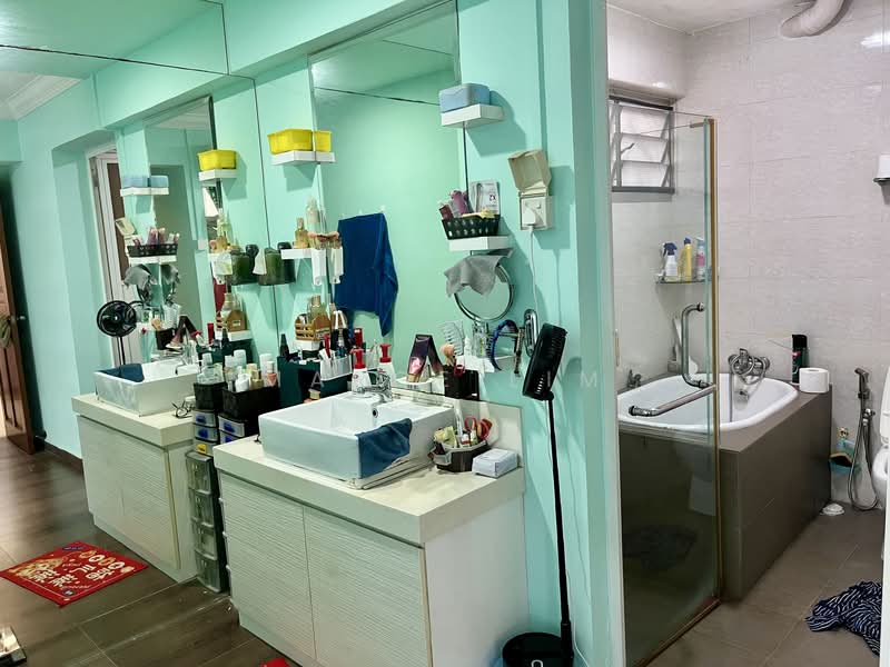 108 Mcnair Road, 108 Mcnair Road, 3 Bedrooms, 1,119 sqft, HDB Flat For Sale, by Marge Lim, 500139997 - Bathroom - PropertyGuru.com.sg