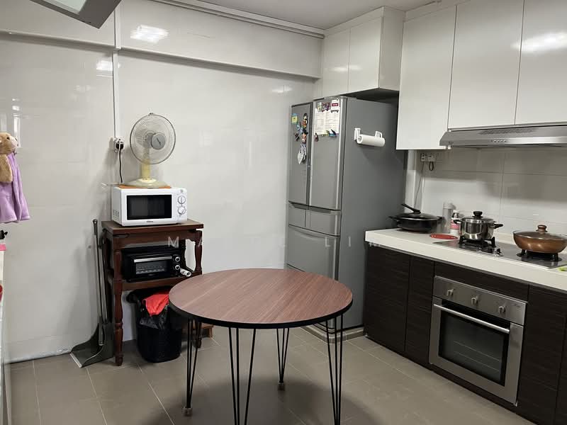 108 Mcnair Road, 108 Mcnair Road, 3 Bedrooms, 1,119 sqft, HDB Flat For Sale, by Marge Lim, 500139997 - Kitchen - PropertyGuru.com.sg