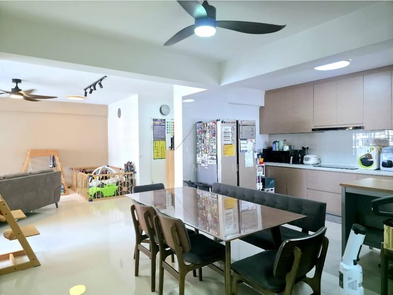 874D Tampines Street 85, 874D Tampines Street 85, 3 Bedrooms, 1,216 sqft, HDB Flat For Sale, by Fai Muni, 500140008 - Living Room - PropertyGuru.com.sg