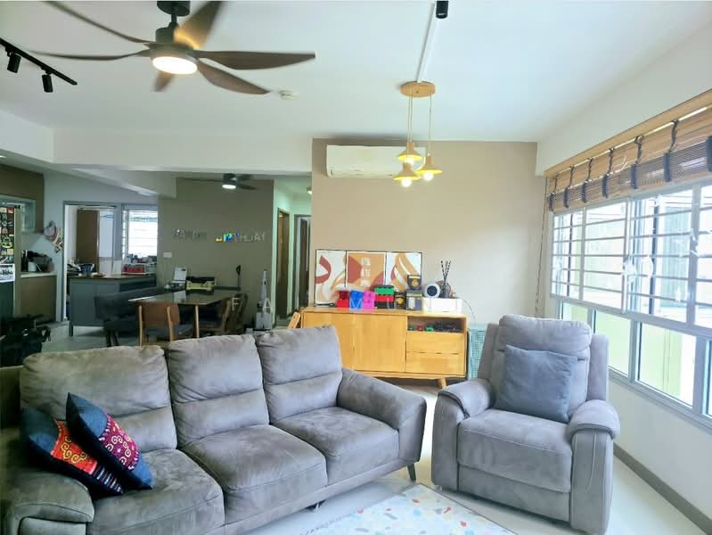 874D Tampines Street 85, 874D Tampines Street 85, 3 Bedrooms, 1,216 sqft, HDB Flat For Sale, by Fai Muni, 500140008 - Living Room - PropertyGuru.com.sg