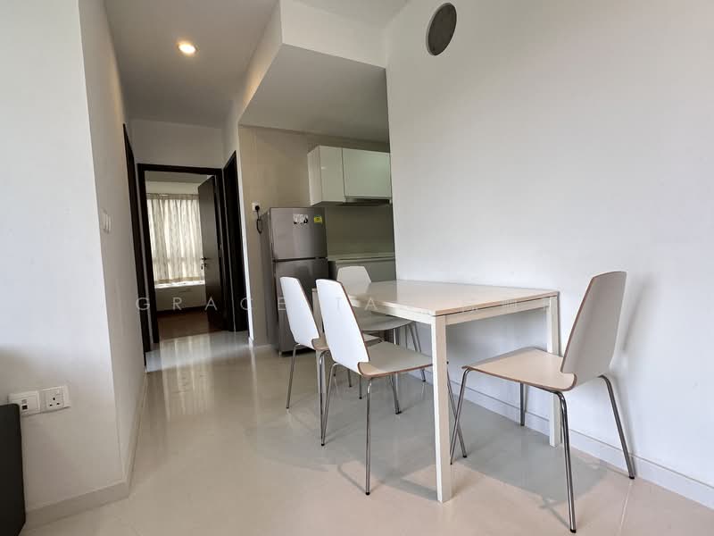 Suites De Laurel, 2 Jalan Anak Bukit, 2 Bedrooms, 721 sqft, Condominium For Sale, by Grace Tan 陈丽玲, 500140009 - Kitchen - PropertyGuru.com.sg