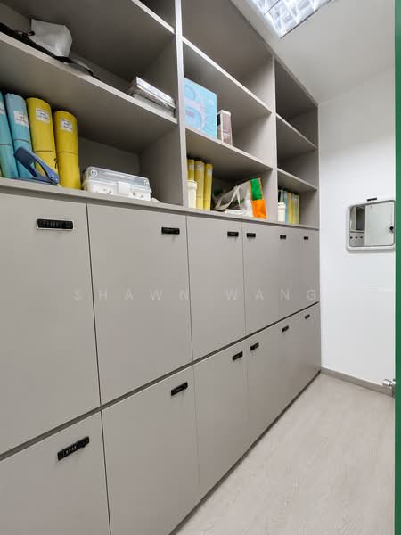 Blk 131 Jurong Gateway Road, Blk 131 Jurong Gateway Road, 2,002 sqft, Shop / Shophouse For Rent, by Shawn Wang, 500140035 - Interior - CommercialGuru.com.sg