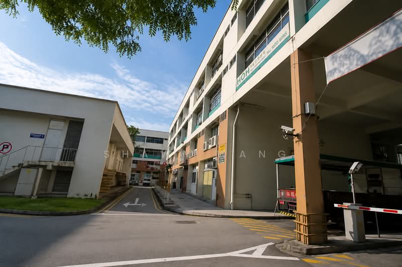 Blk 131 Jurong Gateway Road, Blk 131 Jurong Gateway Road, 2,002 sqft, Shop / Shophouse For Rent, by Shawn Wang, 500140035 - Exterior - CommercialGuru.com.sg