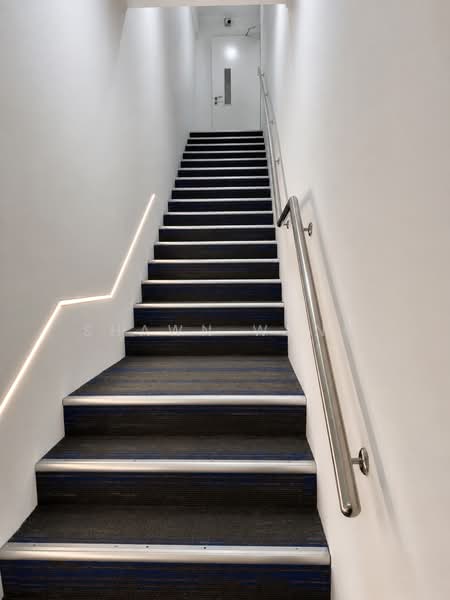 Blk 131 Jurong Gateway Road, Blk 131 Jurong Gateway Road, 2,002 sqft, Shop / Shophouse For Rent, by Shawn Wang, 500140035 - Corridor - CommercialGuru.com.sg