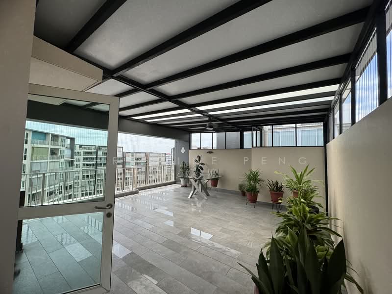 Watercolours, 35 Pasir Ris Link, 4 Bedrooms, 2,174 sqft, Executive Condominium For Sale, by Christine Peng 彭婷婷, 500140040 - Balcony - PropertyGuru.com.sg