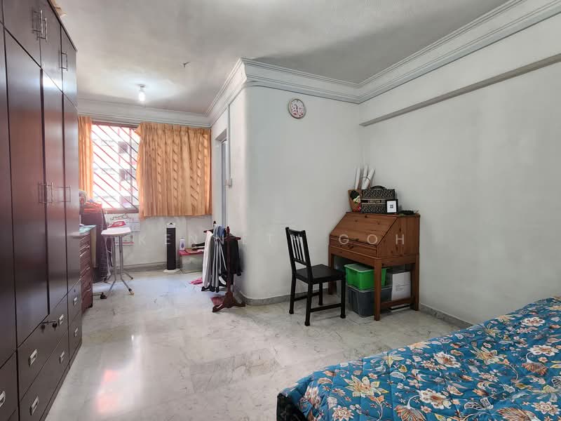 14 Toh Yi Drive, 14 Toh Yi Drive, 4 Bedrooms, 1,313 sqft, HDB Flat For Sale, by Kenneth Goh, 500140053 - Master Bedroom... - PropertyGuru.com.sg