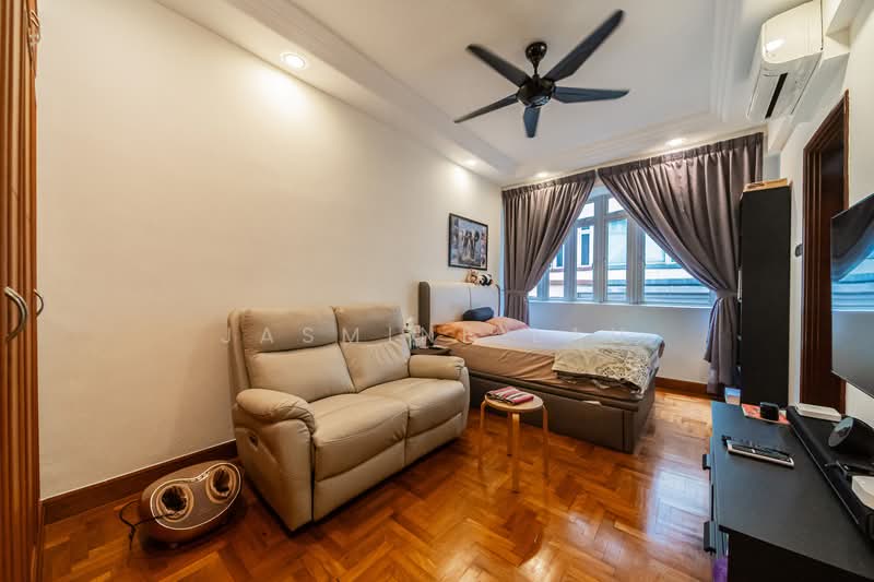 Park Villas, 12 Park Villas Terrace, 5 Bedrooms, 2,600 sqft, Terraced House For Sale, by Jasmine Lau, 500140057 - Bedroom - PropertyGuru.com.sg
