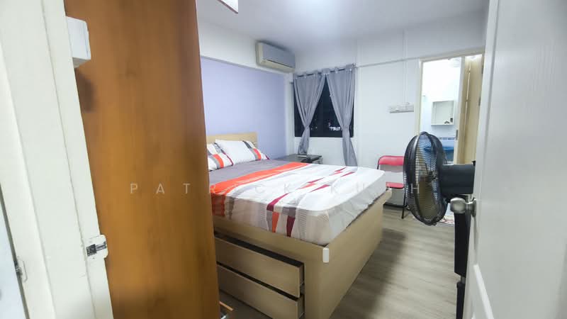 305 Clementi Avenue 4, 305 Clementi Avenue 4, Room Rental, 130 sqft, HDB Flat For Rent, by Patrick Kuah, 500140058 - Bedroom - PropertyGuru.com.sg