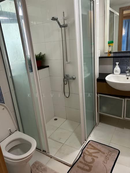 Savannah Condopark, 43 Simei Rise, Room Rental, 100 sqft, Condominium For Rent, by Kelvin Tan, 500140062 - Bathroom - PropertyGuru.com.sg