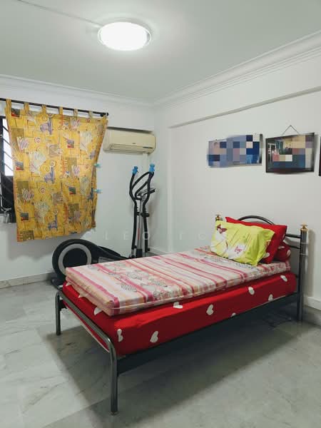 225A Jurong East Street 21, 225A Jurong East Street 21, 2 Bedrooms, 721 sqft, HDB Flat For Sale, by Cleo Foo, 500140067 - Bedroom - PropertyGuru.com.sg