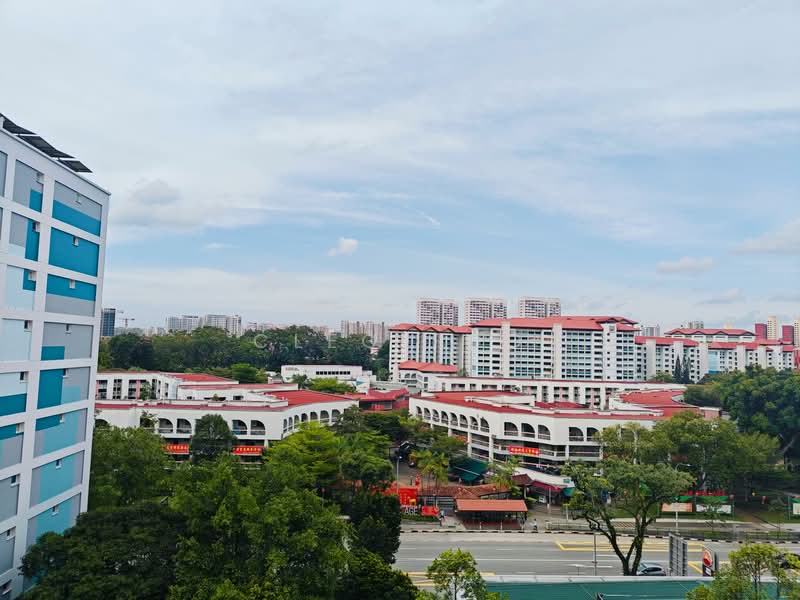 225A Jurong East Street 21, 225A Jurong East Street 21, 2 Bedrooms, 721 sqft, HDB Flat For Sale, by Cleo Foo, 500140067 - Exterior - PropertyGuru.com.sg
