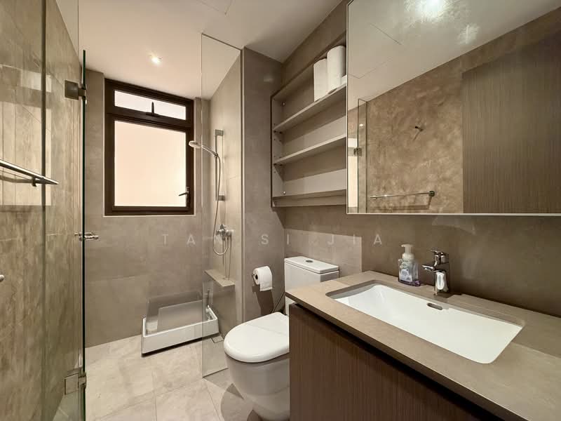 Seaside Residences, 10 Siglap Link, 2 Bedrooms, 786 sqft, Apartment For Sale, by Tan Si Jia, 500140072 - Common Bathroom - PropertyGuru.com.sg