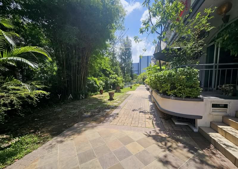 Summer Gardens, Upper Changi Road East, 5 Bedrooms, 3,025 sqft, Terraced House For Sale, by Cyan Ho (何永全), 500140080 - Exterior - PropertyGuru.com.sg