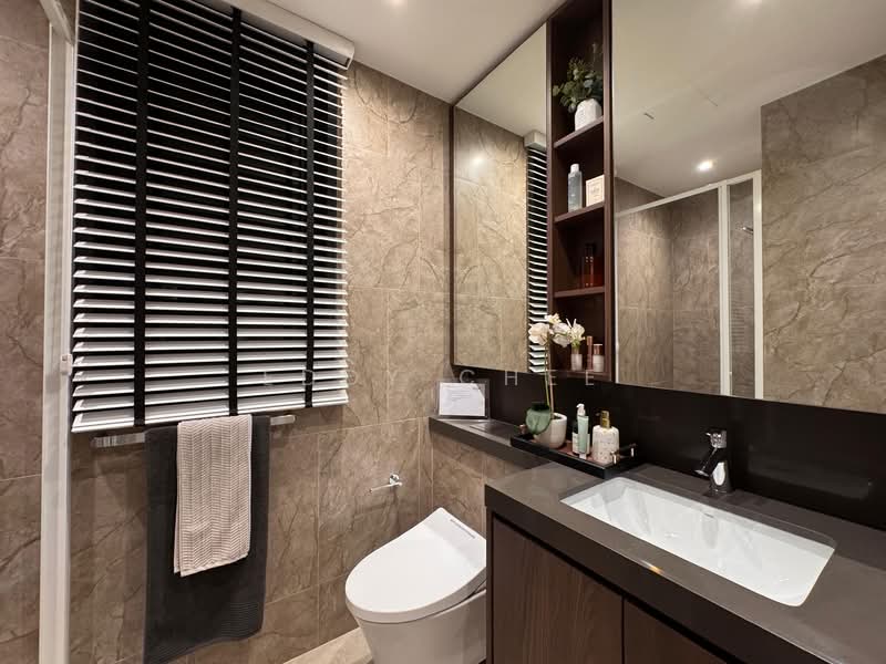 The Arcady At Boon Keng, 1037 Serangoon Road, 3 Bedrooms, 1,195 sqft, Condominium For Sale, by Eddy Chee, 500140090 - Bathroom - PropertyGuru.com.sg