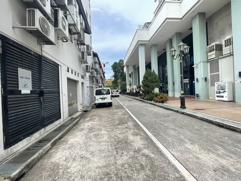 722B Geylang Road, Geylang Road, 1,066 sqft, Office For Rent, by Davies Ng, 500140100 - Exterior - CommercialGuru.com.sg