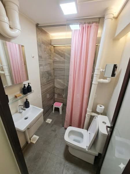 100 Whampoa Drive, 100 Whampoa Drive, 3 Bedrooms, 979 sqft, HDB Flat For Sale, by Bobby Sng, 500140101 - Bathroom - PropertyGuru.com.sg