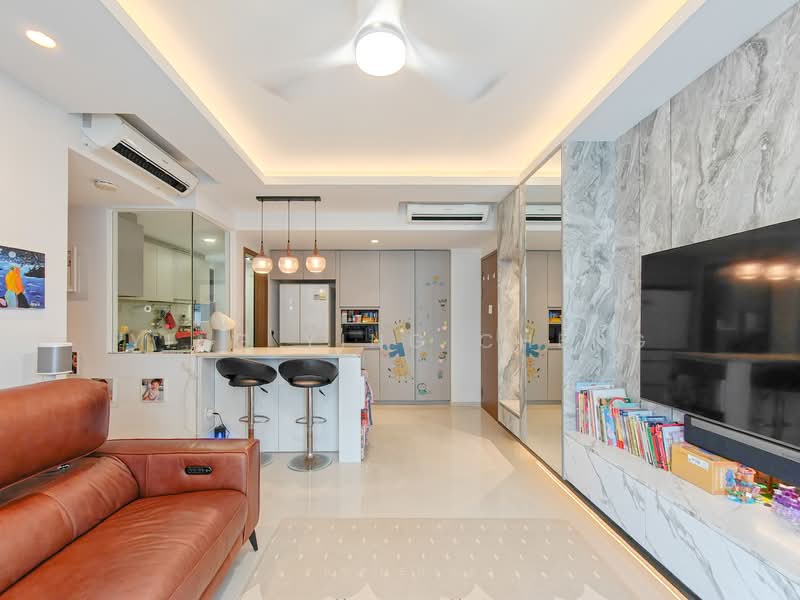 The Visionaire, 180 Canberra Drive, 3 Bedrooms, 1,023 sqft, Executive Condominium For Sale, by Ying Ying Cheng, 500140108 - Living Room - PropertyGuru.com.sg